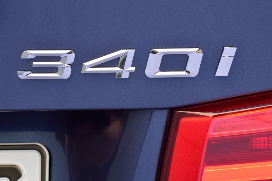  BMW 340i Sport Line 2015 года  (фото 7 из 47)